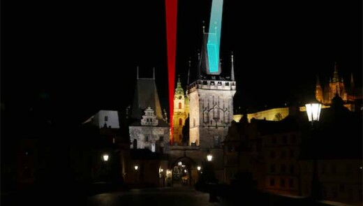 Лазерне шоу відбудеться в Празі - на Карловому мосту