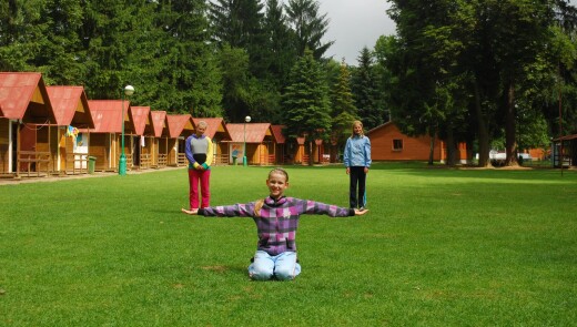 Українських дітей запрошують до літніх таборів в Празі