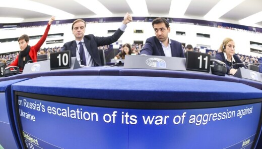 Європейський парламент закликав до масштабного збільшення військової допомоги Україні