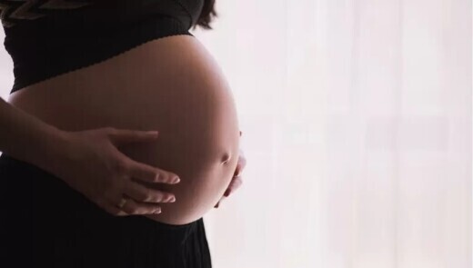 Як допомогають вагітним українкам та новонародженим в Чехії